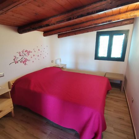Villa Sole - Finaiti - Appartamento Per Turisti Флоридия Экстерьер фото