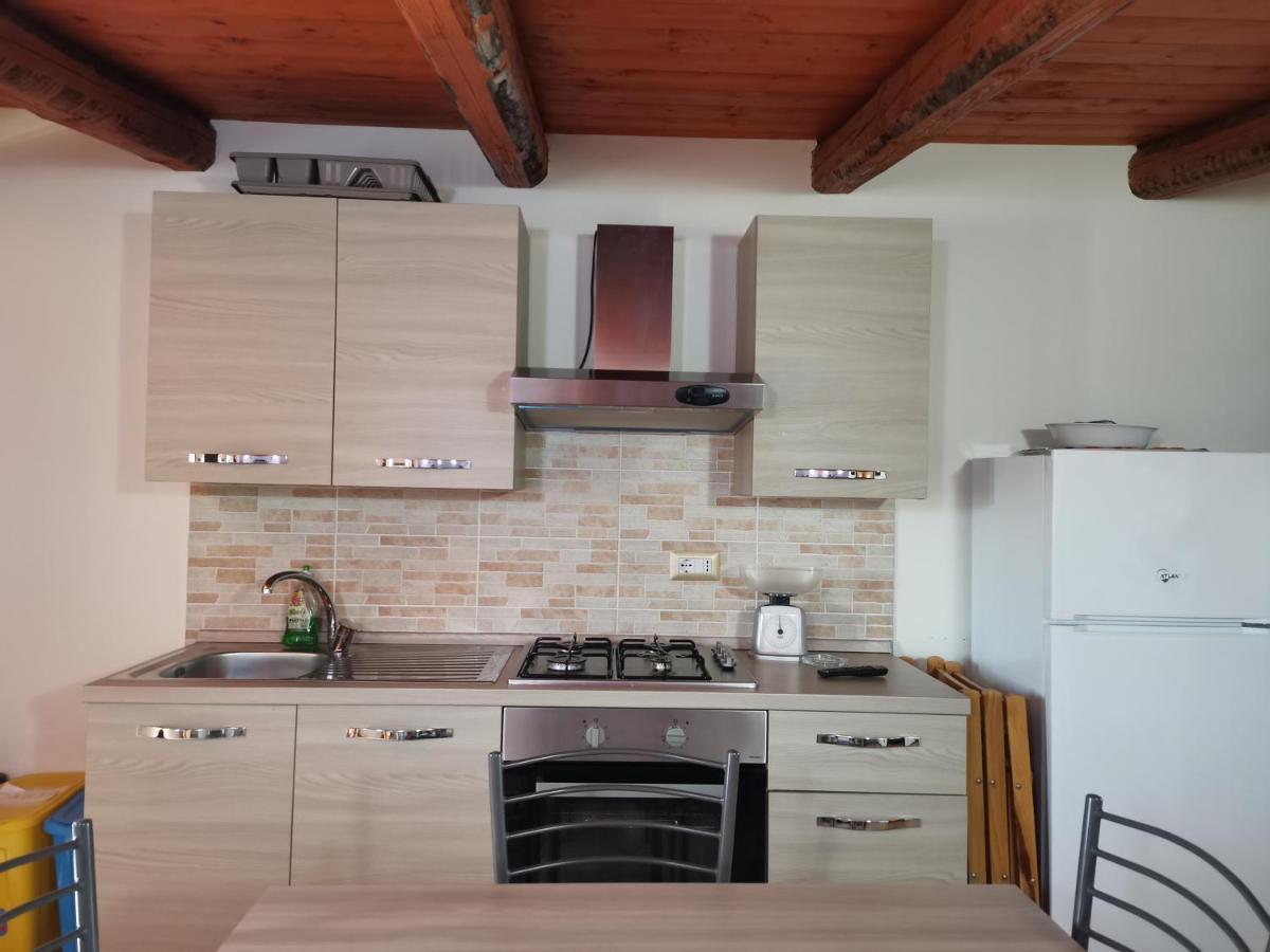 Villa Sole - Finaiti - Appartamento Per Turisti Флоридия Экстерьер фото